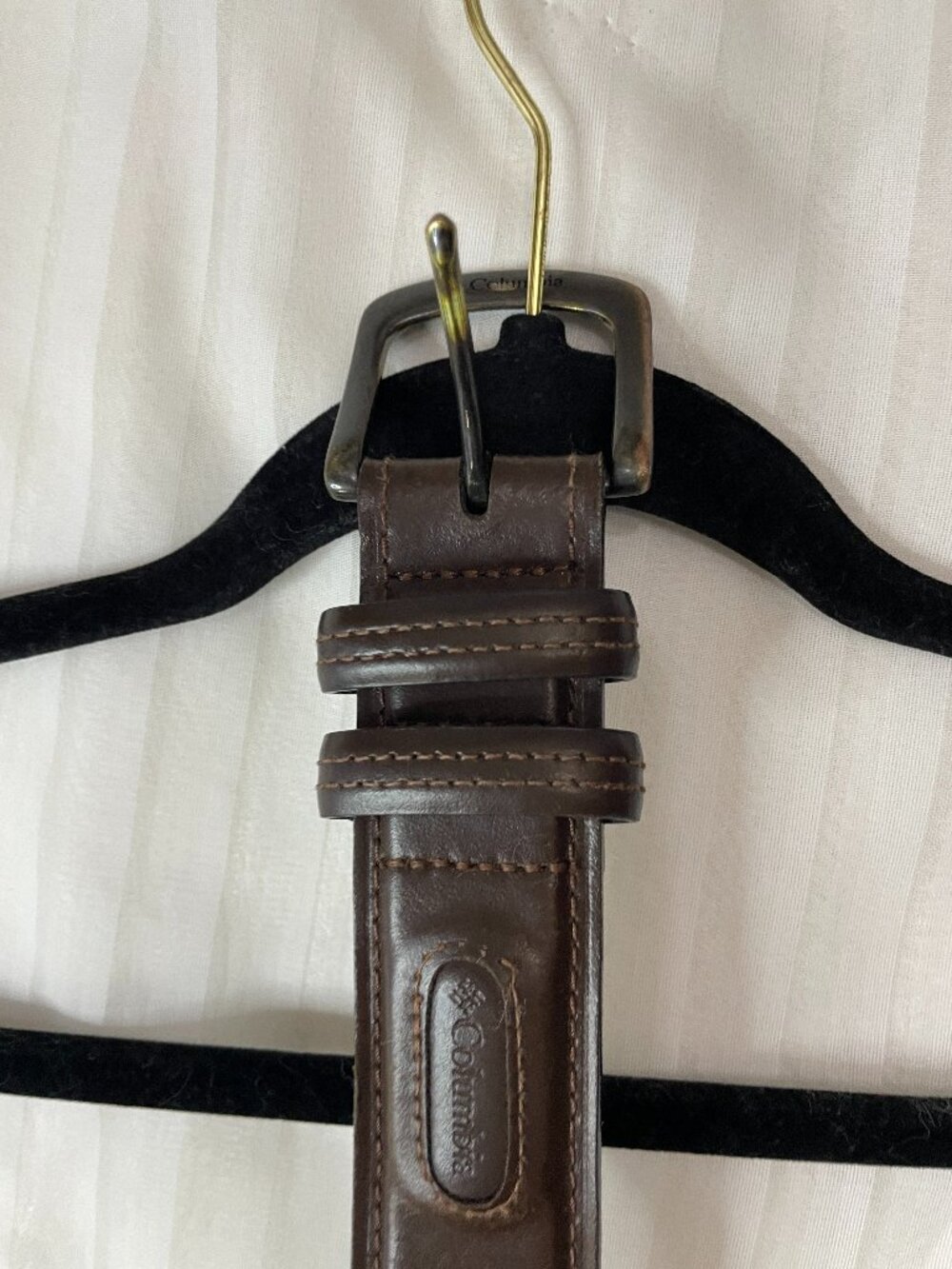 Columbia Brown Genuine Leather Belt XL 42-44 Casual Dress Gunmetal Buckle